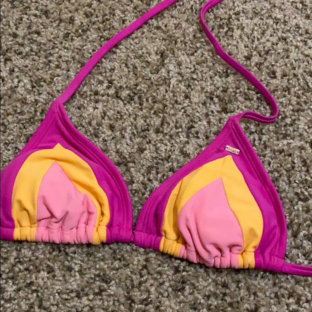 Roxy bikini top